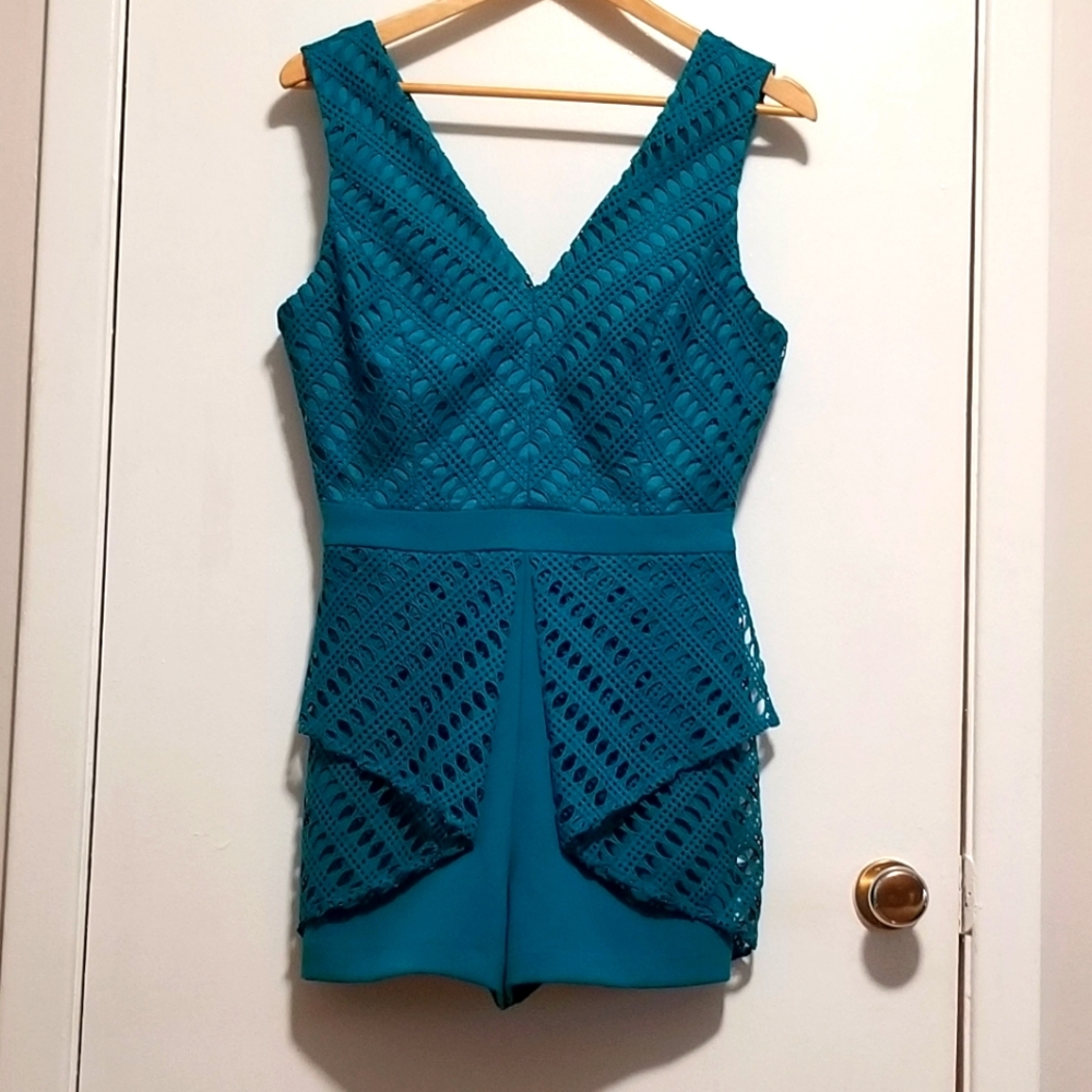 NWT Adelyn Rae Peplum Lace Romper